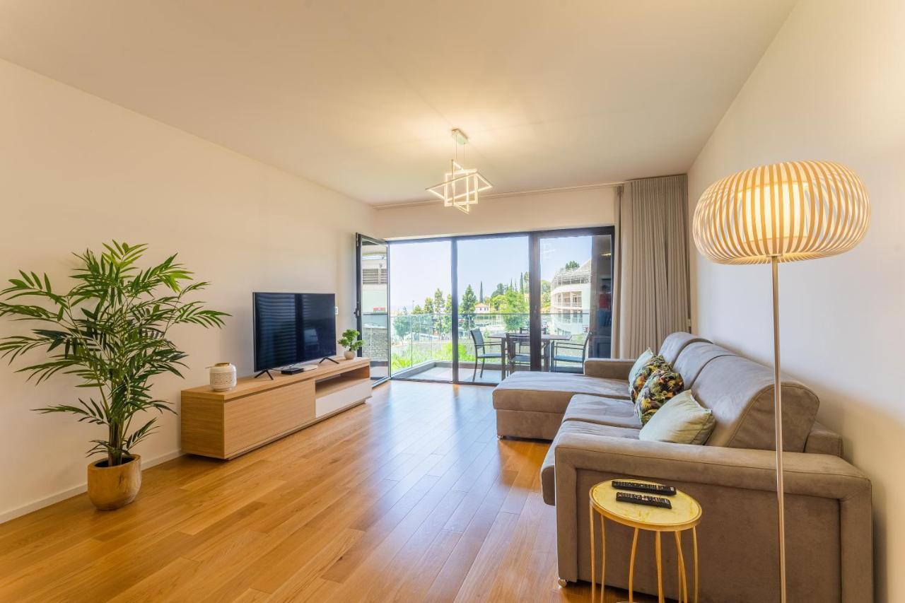Flh Funchal Balcony Flat With Pool Apartment Exterior photo